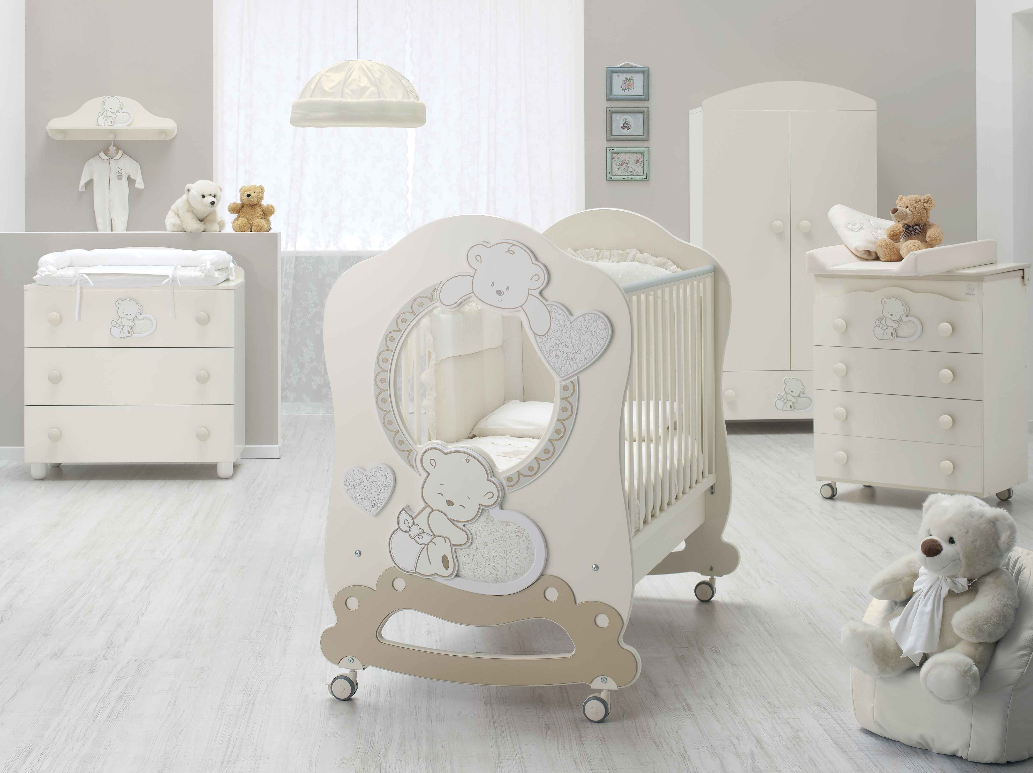 Hojdacie postieľka Love ivory